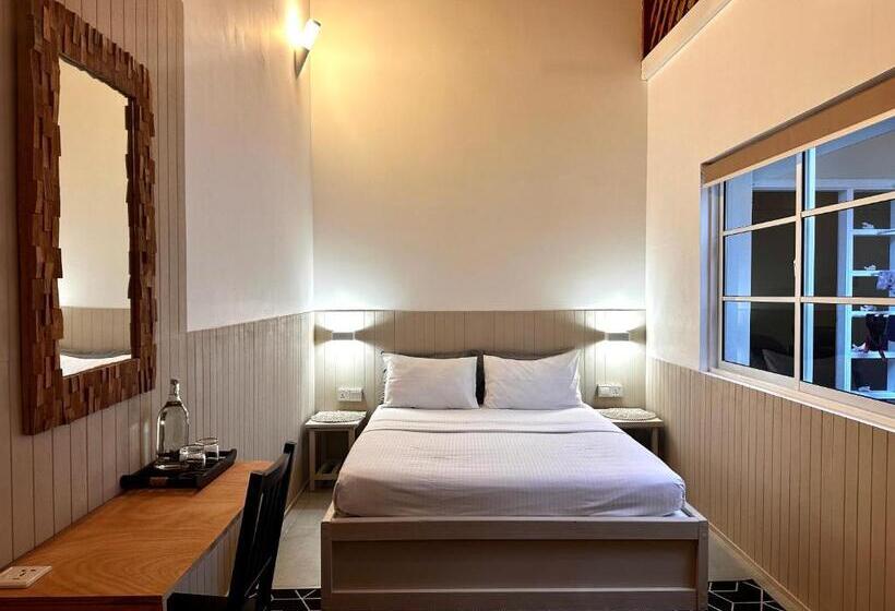 هتل Canopus Retreat Thulusdhoo