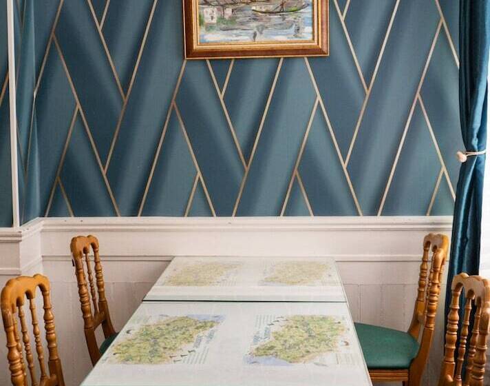 فندق Central Anzac