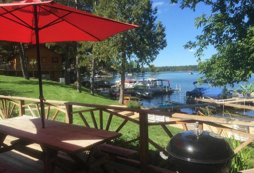 ホテル Clear Lake Resort