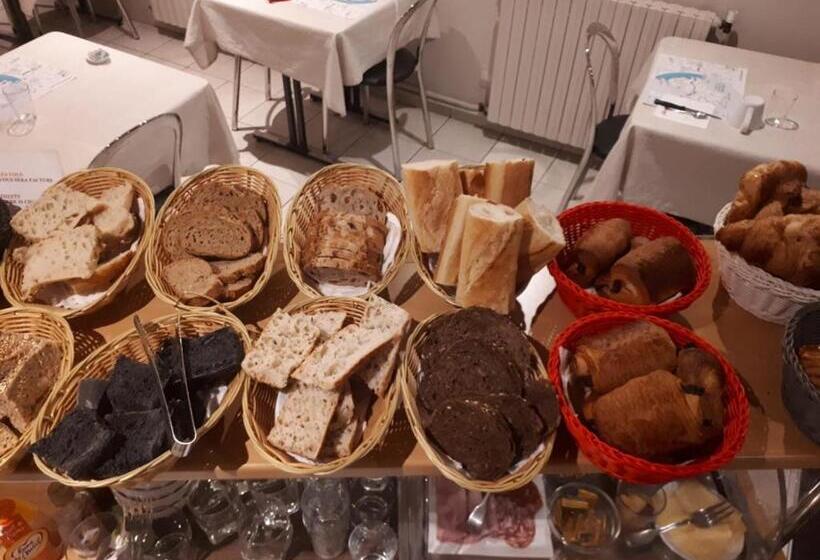 호텔 Contact Hôtel Du Cerf