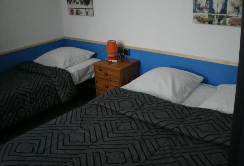 בית מלון כפרי De La Gare