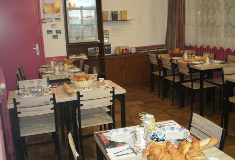 בית מלון כפרי De La Gare