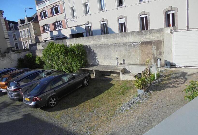 בית מלון כפרי De La Gare