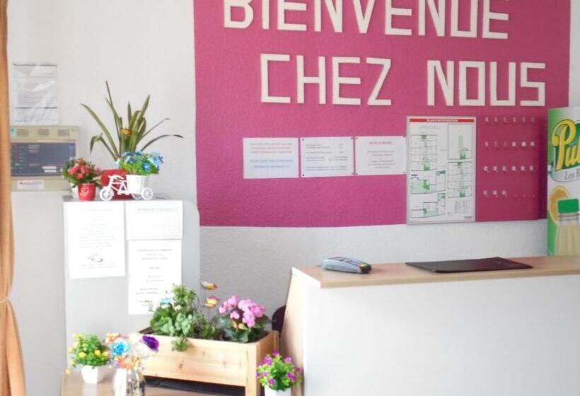 בית מלון כפרי De La Gare