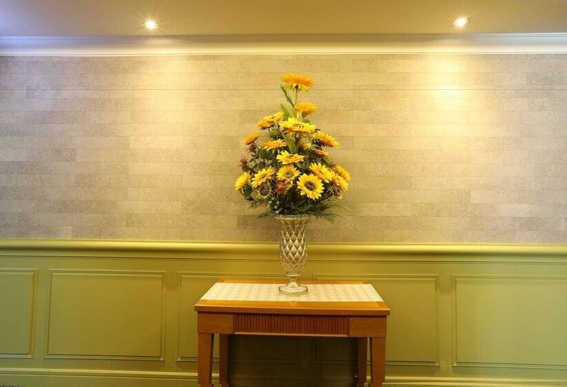 فندق Gwangju Empire