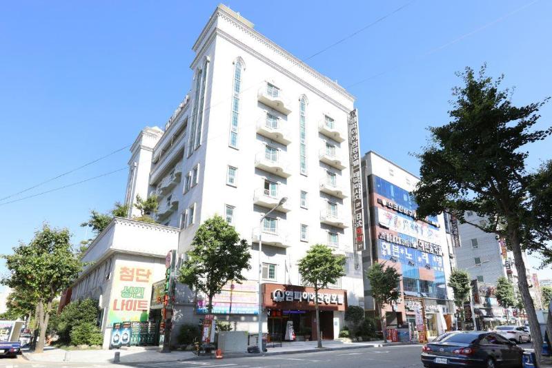 فندق Gwangju Empire