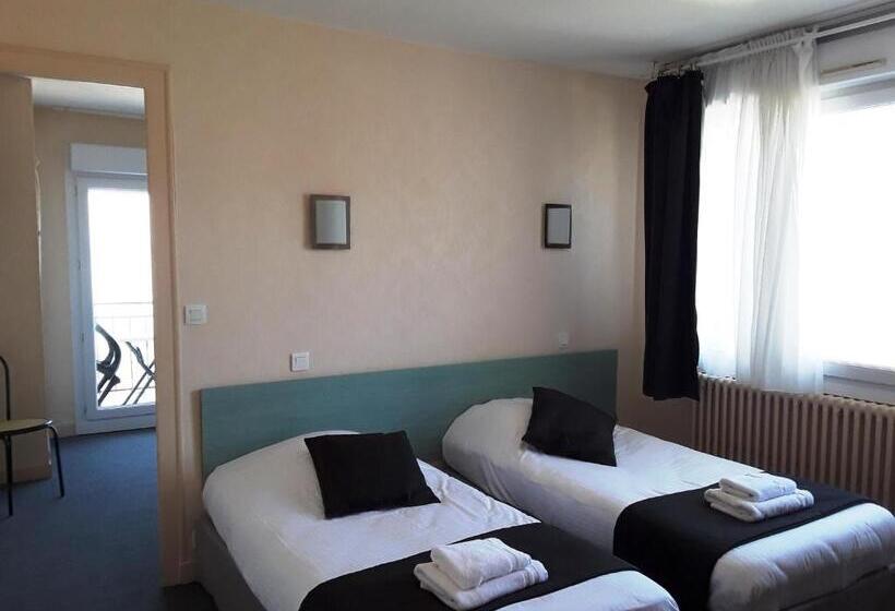 Отель Hôtel Evian Express Terminus