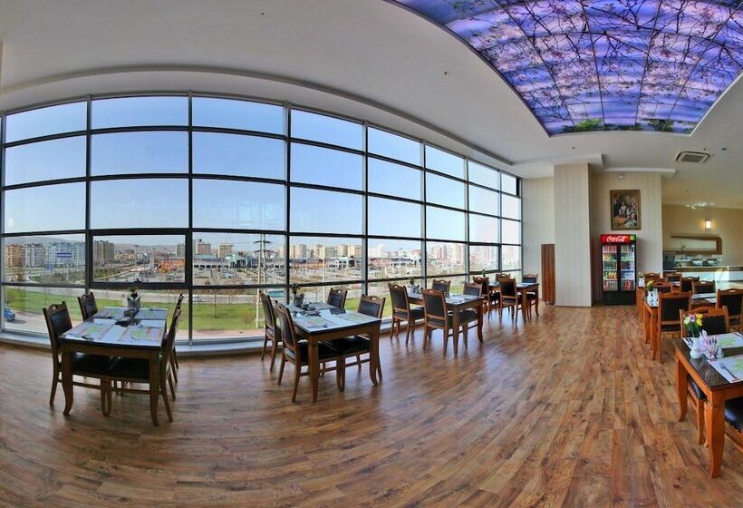 ホテル Gherdan Park