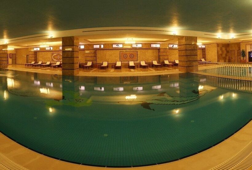 ホテル Gherdan Park