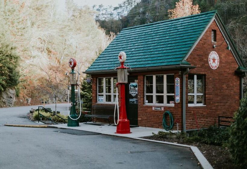 酒店 Historic Tapoco Lodge