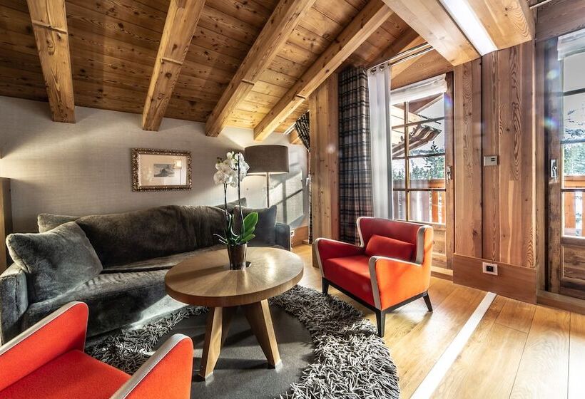 Отель Hôtel Le Strato