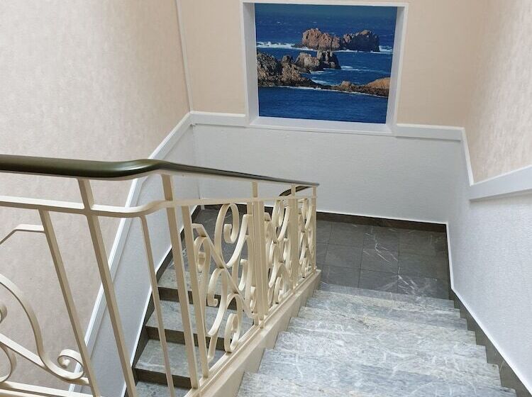 호텔 Hôtel Restaurant Les Oceanides