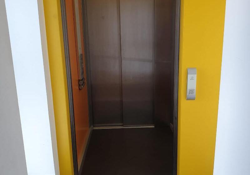 호텔 Hôtel Restaurant Les Oceanides