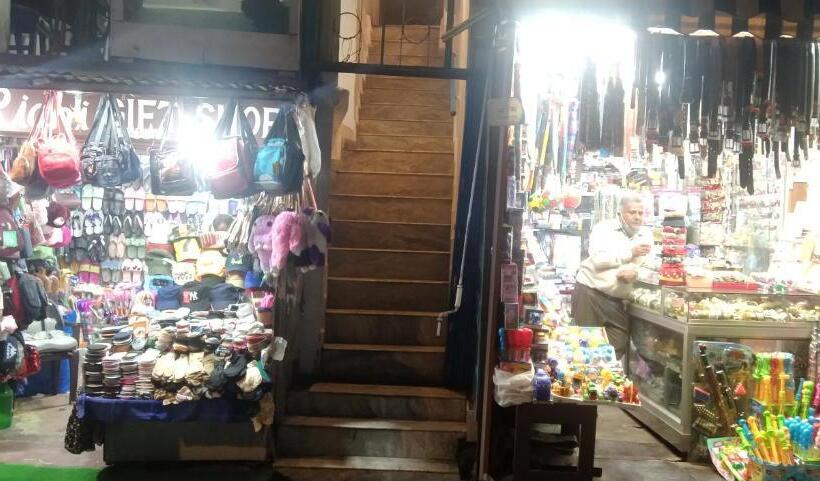 בית מלון כפרי Dom S At Mall Road, Mussoorie