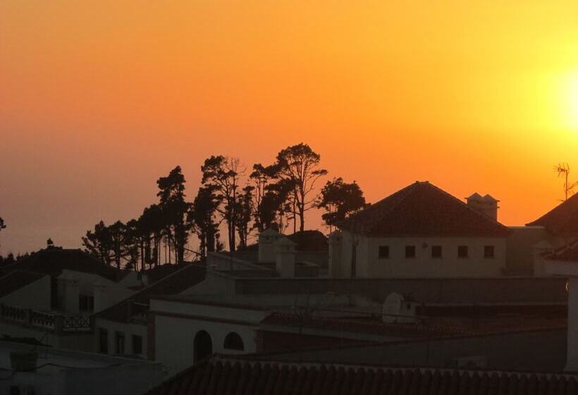 בית מלון כפרי La Palma Hostel By Pension Central