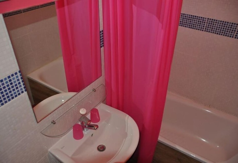 Отель Le Vieux Carre