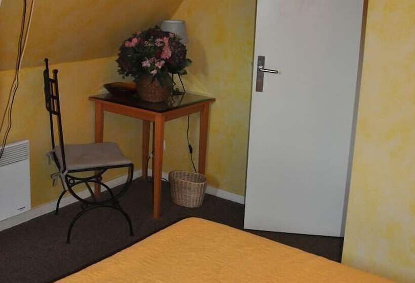 Отель Le Vieux Carre