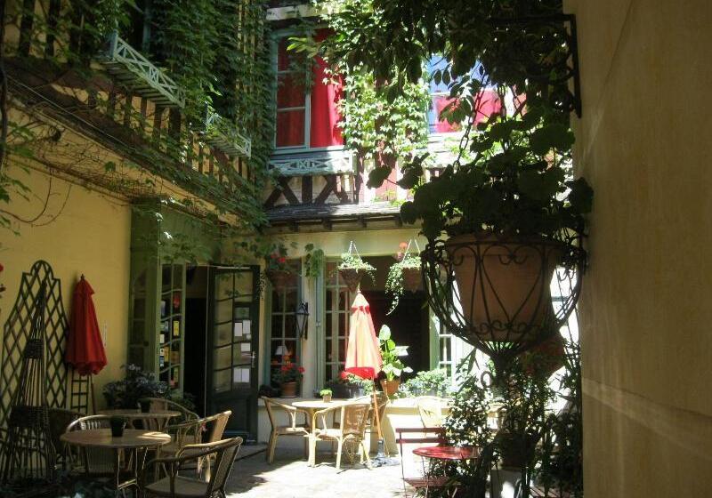 Отель Le Vieux Carre