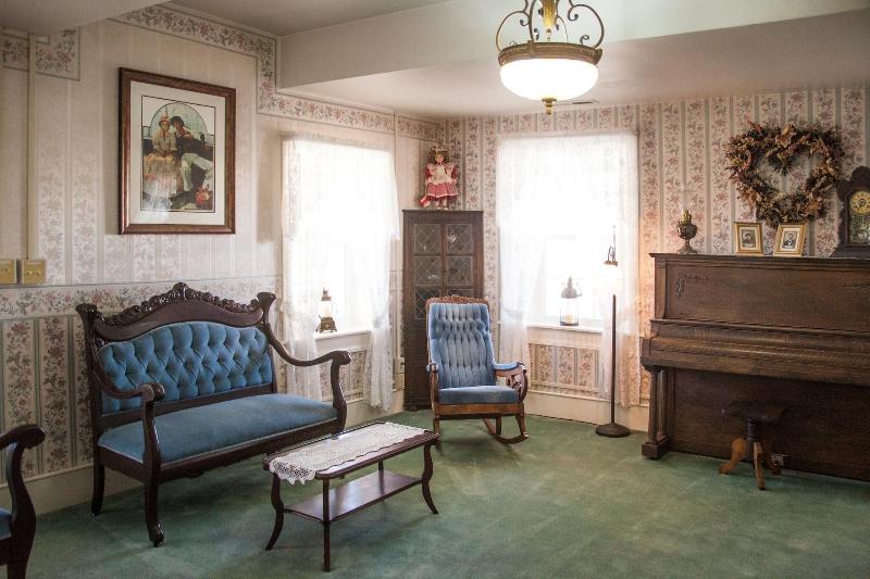 호텔 Lizzie's Heritage Inn