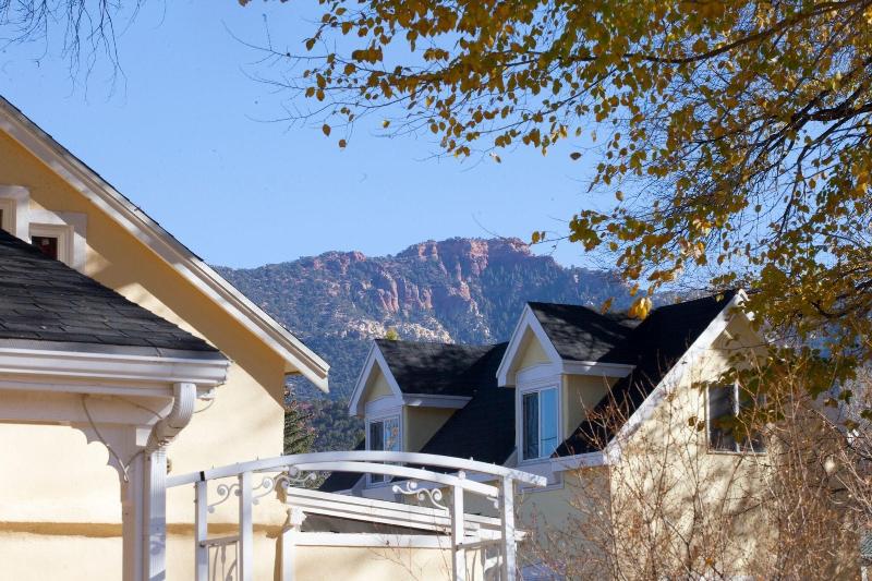 호텔 Lizzie's Heritage Inn