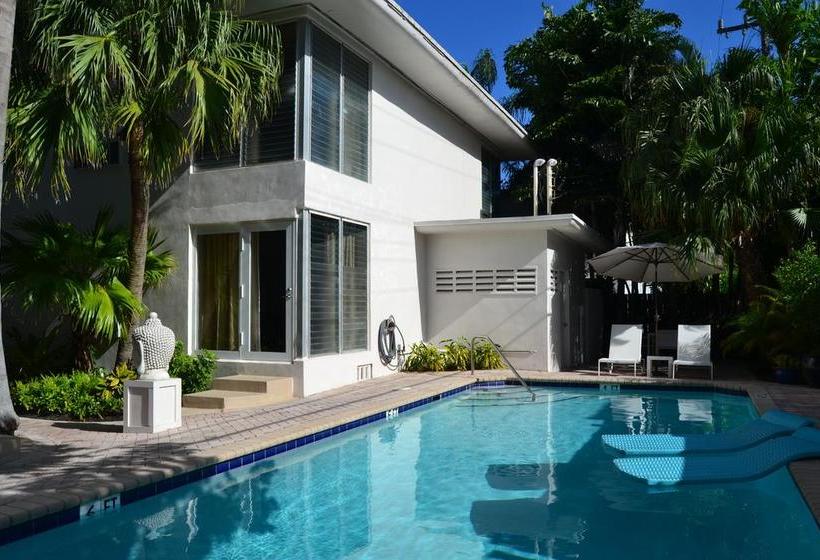 호텔 Lush Royale a North Beach Village Resort - Gay Men Only