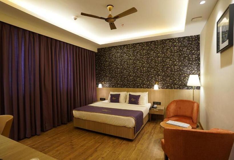 호텔 Midtown Grand