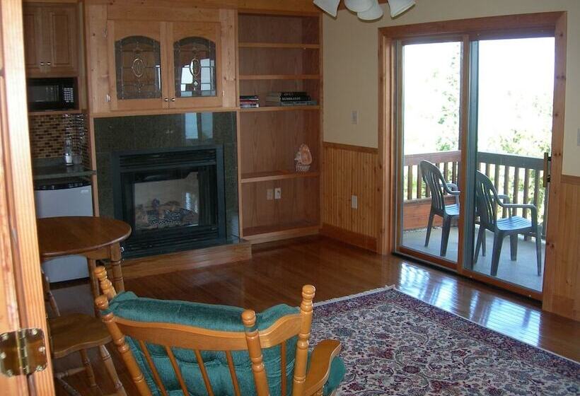 Отель Ninemile Point B&b Inn