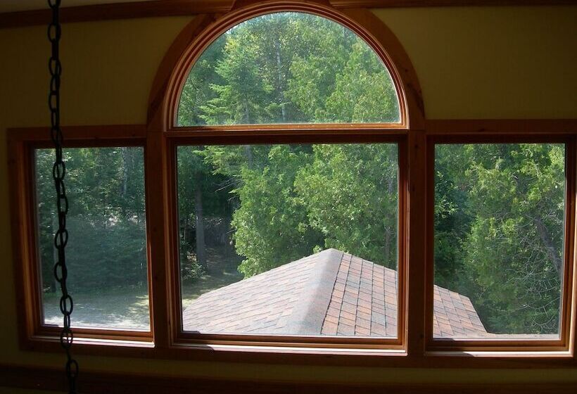 Отель Ninemile Point B&b Inn