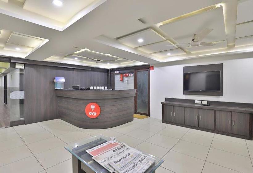 Отель Nova Cross Road