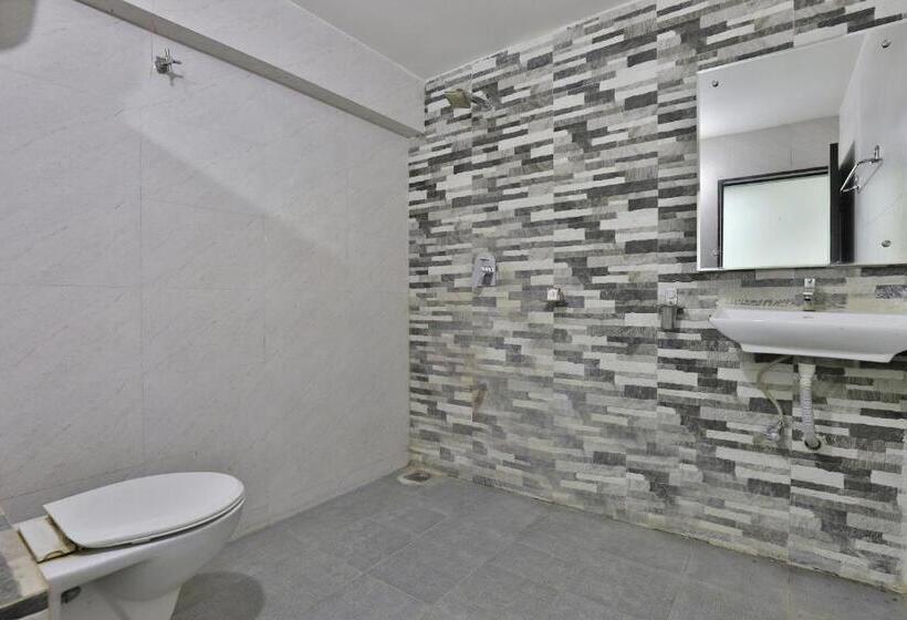 Отель Nova Cross Road