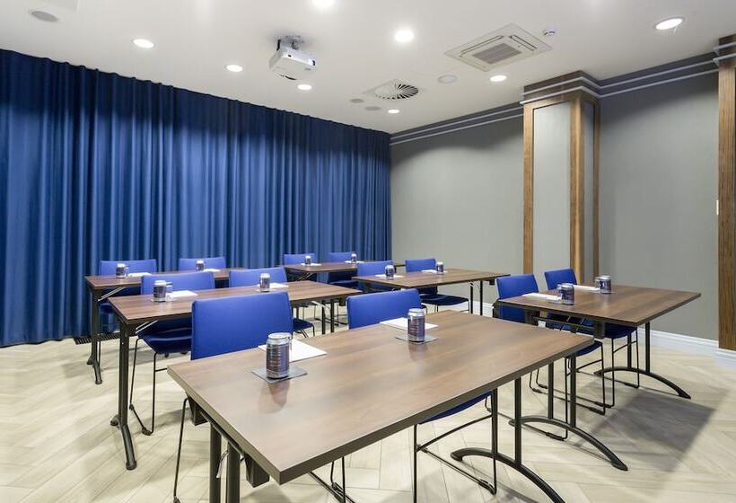 فندق Number One By Grano Gdańsk