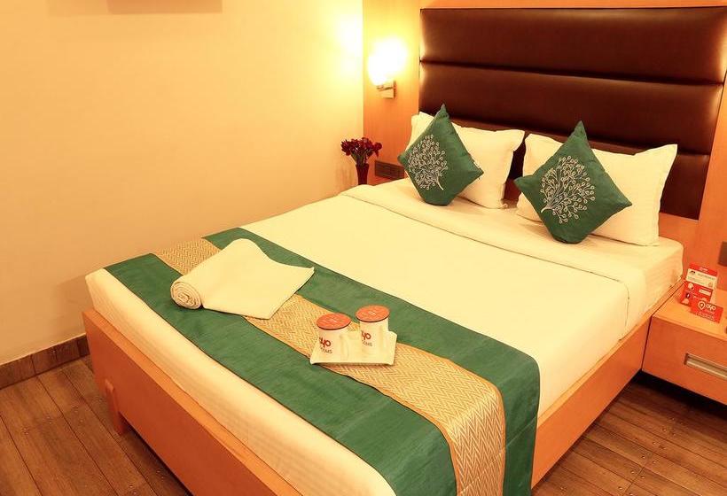 בית מלון כפרי Oyo 3363 Near Sarat Bose Road