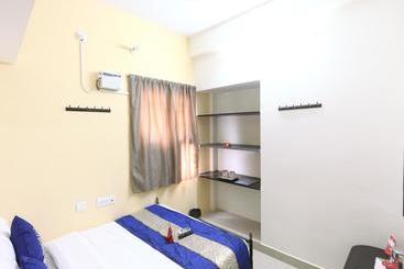 Fotos del hotel Oyo 3860 Apartment Jls Gruha:  6