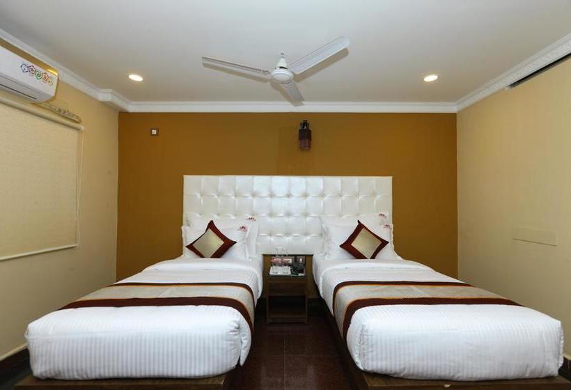 בית מלון כפרי Fabexpress Neighbour Inn - Nandambakkam