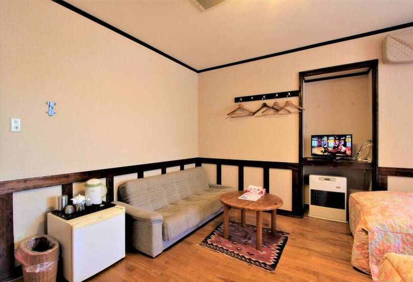 בית מלון כפרי Pension Nugget Inn