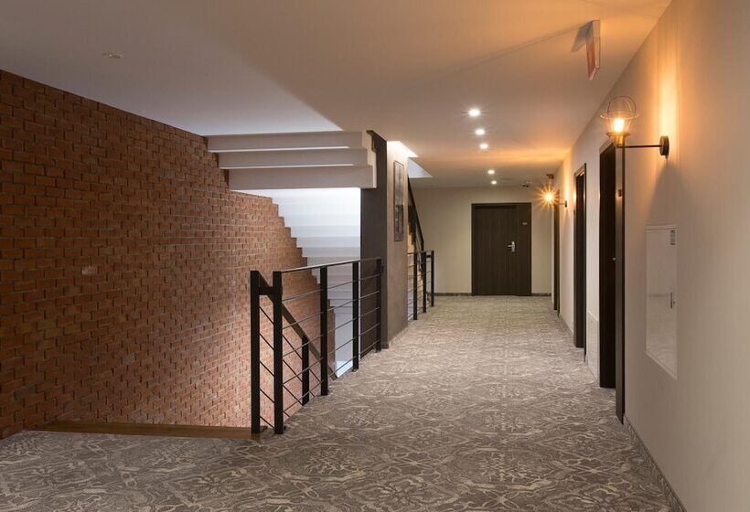 בית מלון כפרי Polanka Conference Center