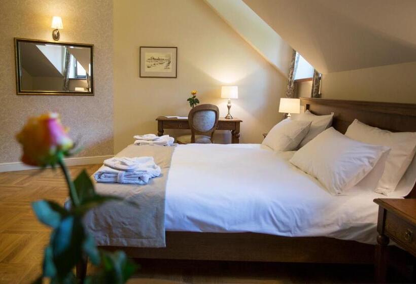 בית מלון כפרי Polanka Conference Center