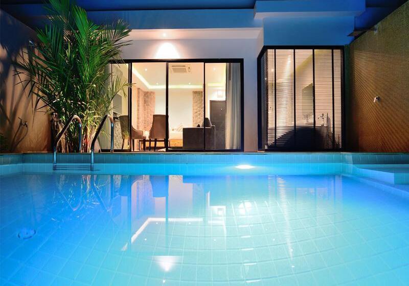 בית מלון כפרי Pumeria Resort Phuket