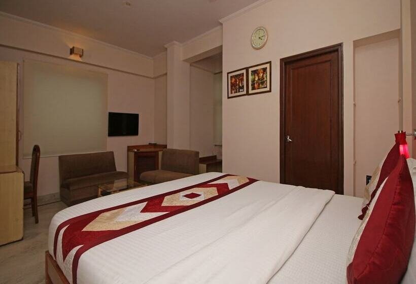 Отель Sai Residency