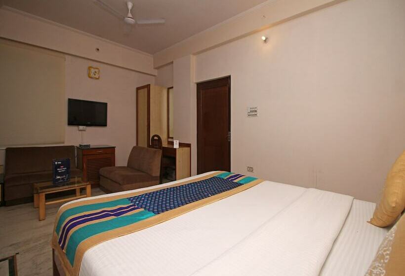 Отель Sai Residency