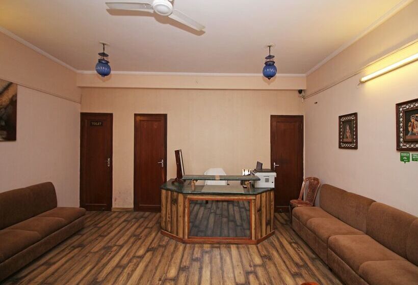 Отель Sai Residency