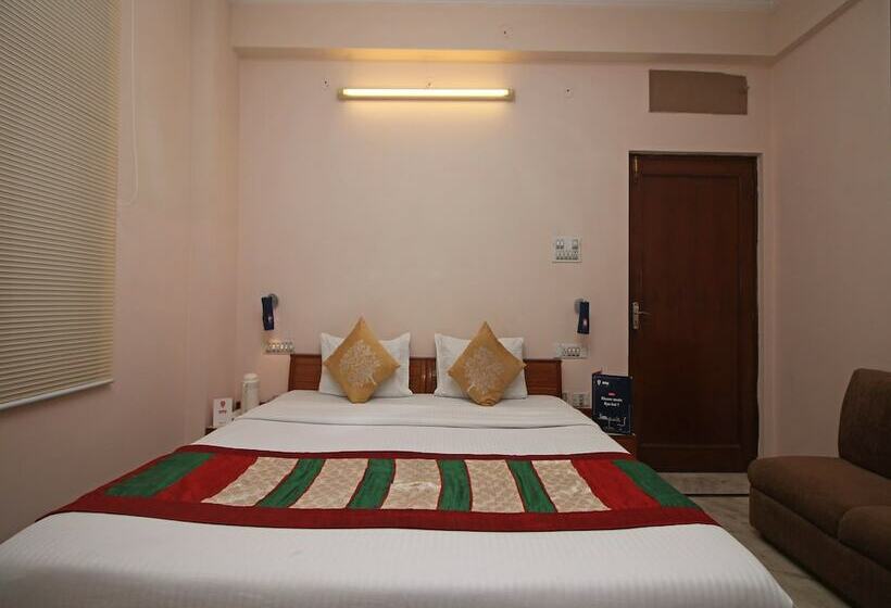 Отель Sai Residency