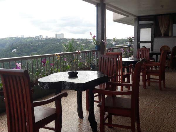 Hotel Sang yoo mountain view tagaytay   Taal Lake View