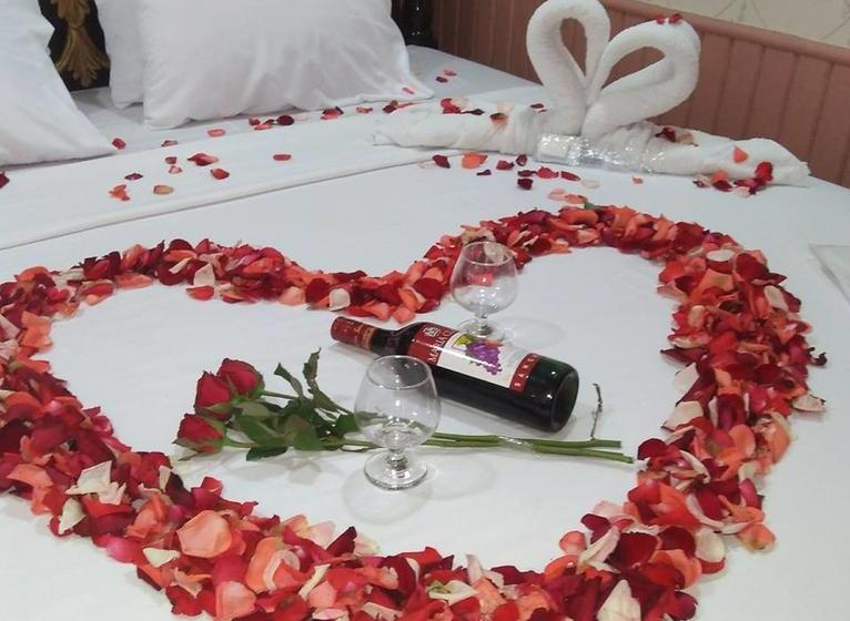 Hotel Sang yoo mountain view tagaytay   Taal Lake View