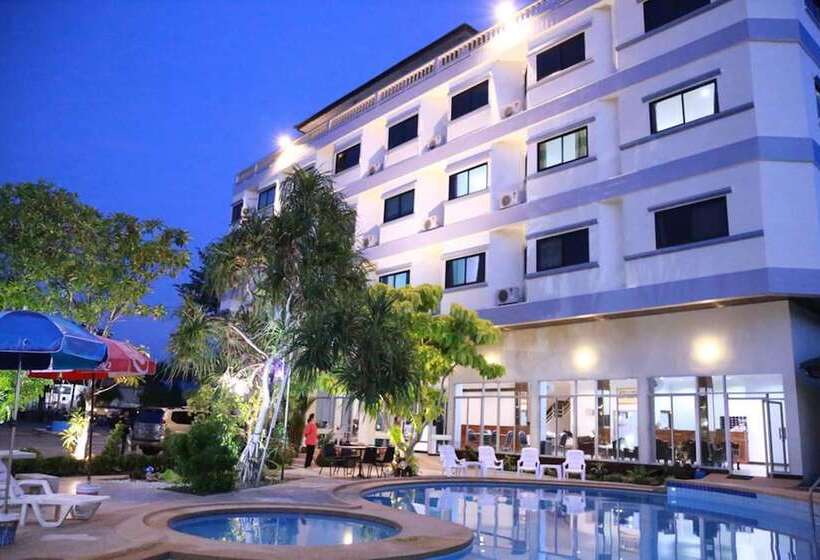 هتل The Great Rayong
