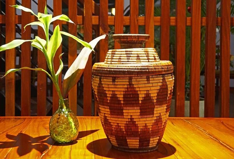 فندق Khmer House Resort