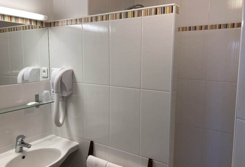 ホテル The Originals City, Hôtel Du Château, Pontivy