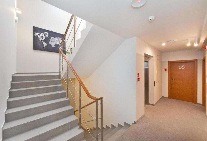 هتل Villa 21 By Victus