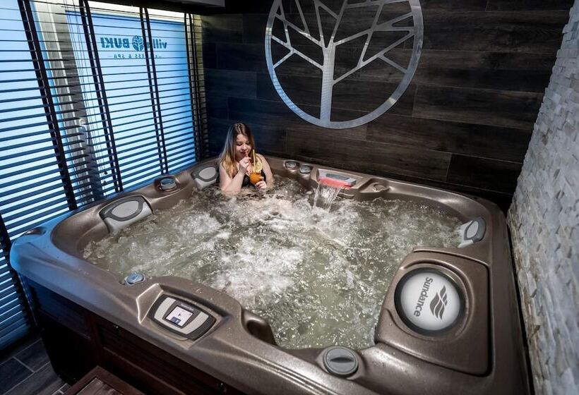 هتل Villa Buki Pokoje & Spa