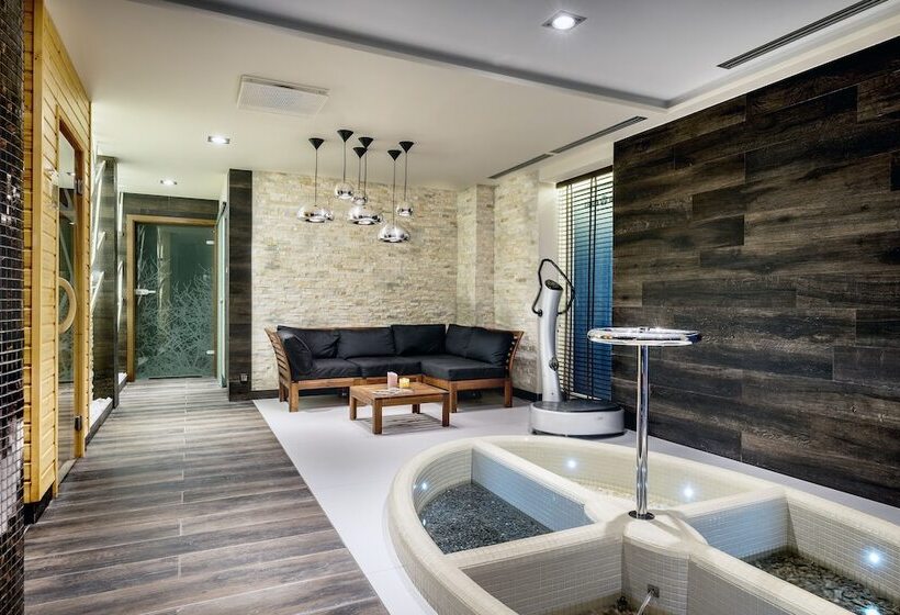 هتل Villa Buki Pokoje & Spa